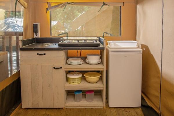 Camping Chateau De Galaure Chateauneuf-de-Galaure Habitación foto